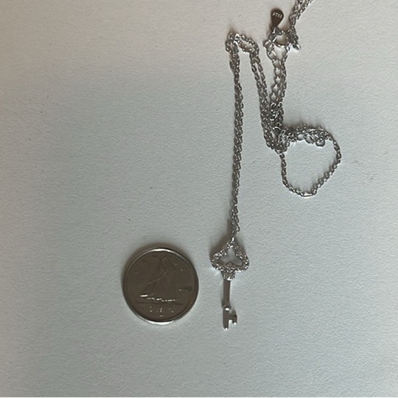 925 Sterling Silver Elegant Gold and Silver Key Pendant Necklaces - Picture 4 of 4